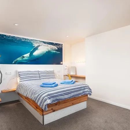 Compact Room, Free Private Parking Whitby Exterior photo